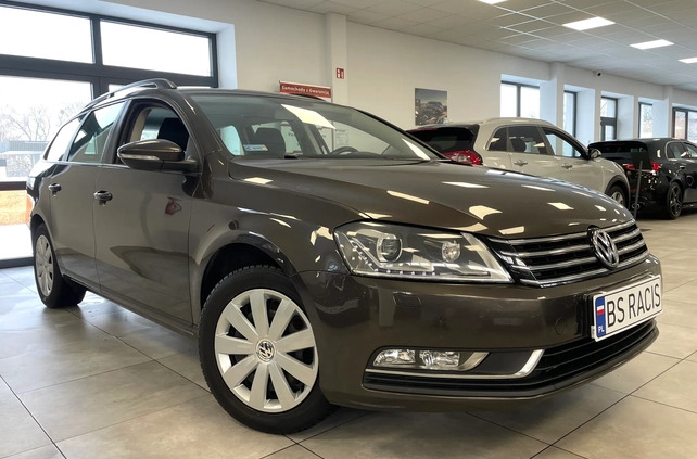 Volkswagen Passat cena 36500 przebieg: 228500, rok produkcji 2014 z Suwałki małe 301